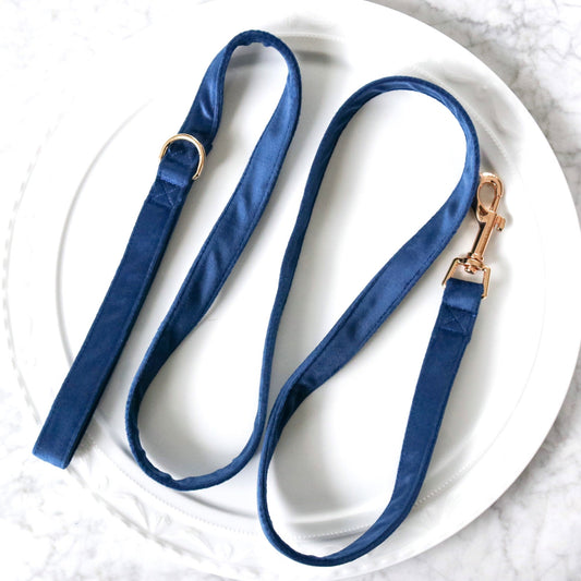 Velvet Leash - Sapphire