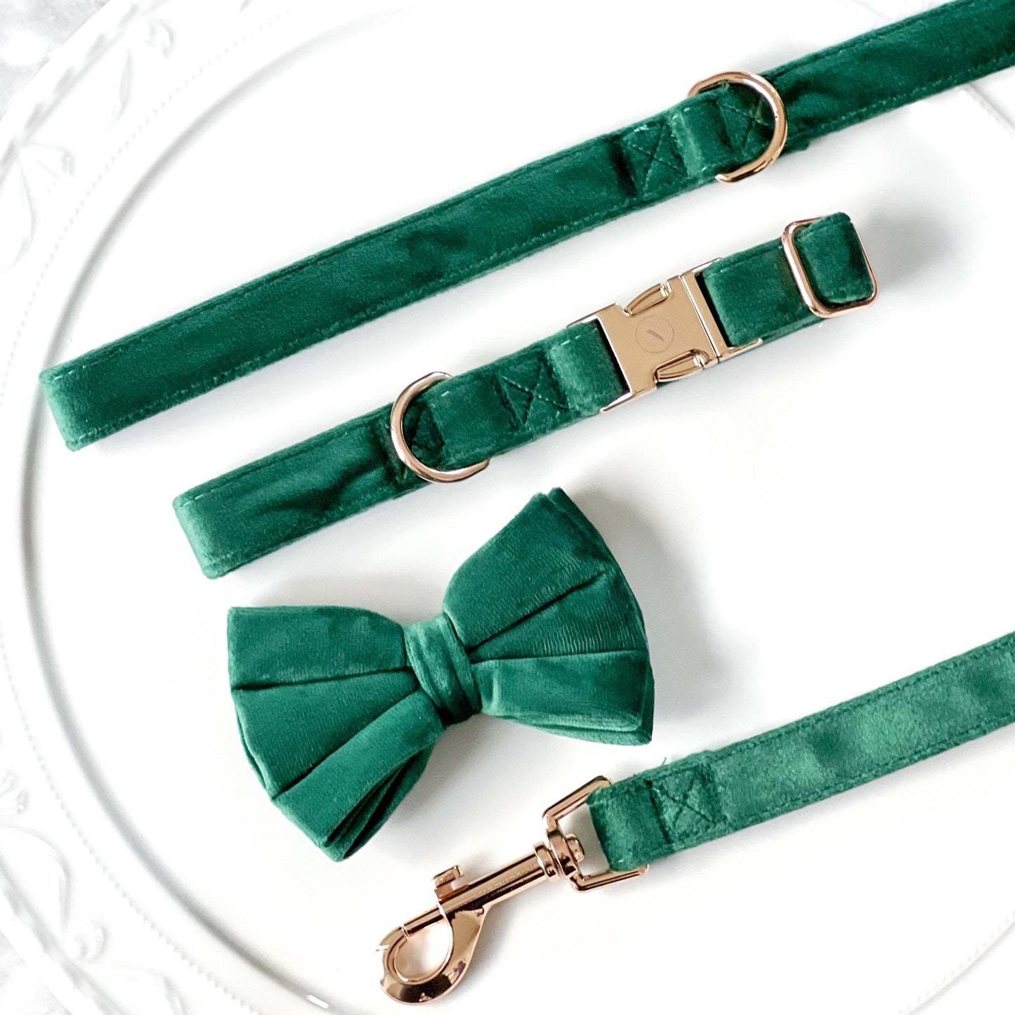 Velvet Bow Tie - Emerald